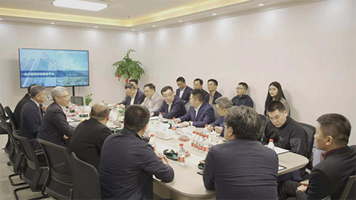 十二届全国政协副主席马培华、中国中幼贸易企业协会名望会长董树奎一行人光临和记H88