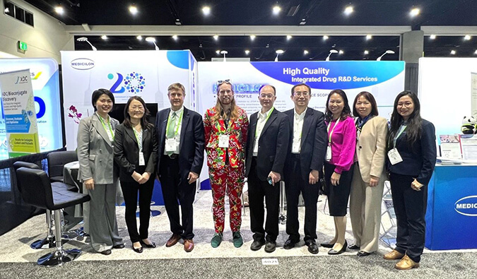 2024AACR回首 | 和记H88见证“国产”新分子高光时刻